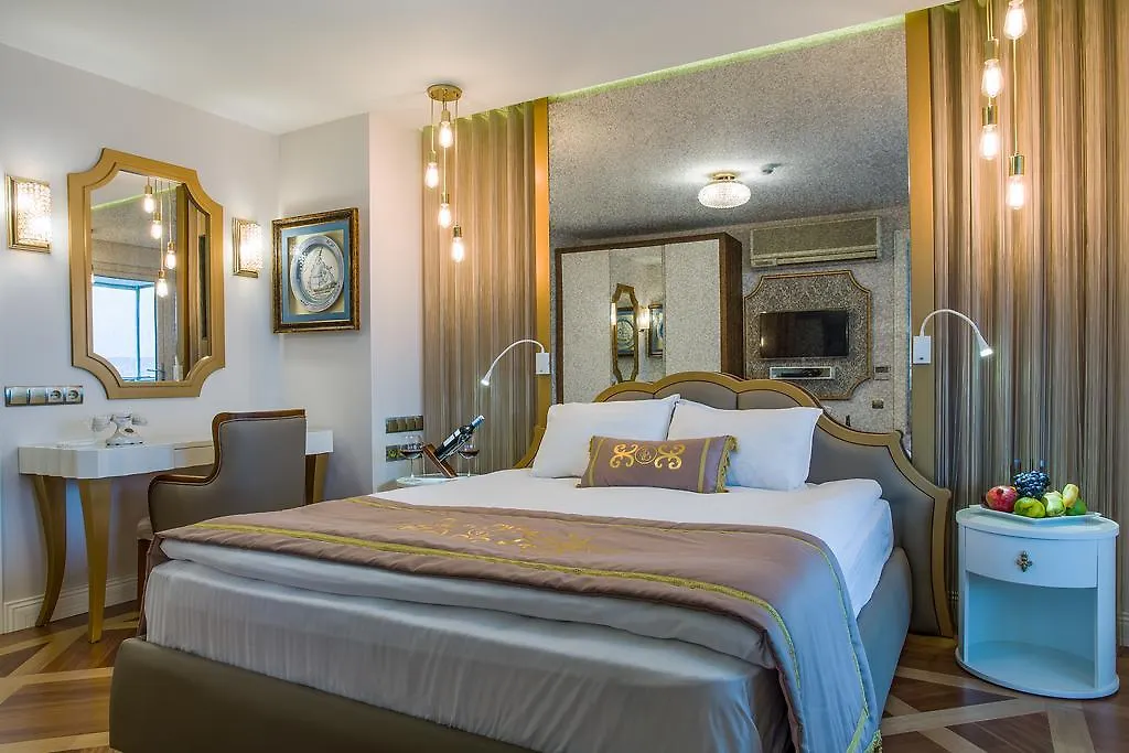 Izmir Palas Hotel